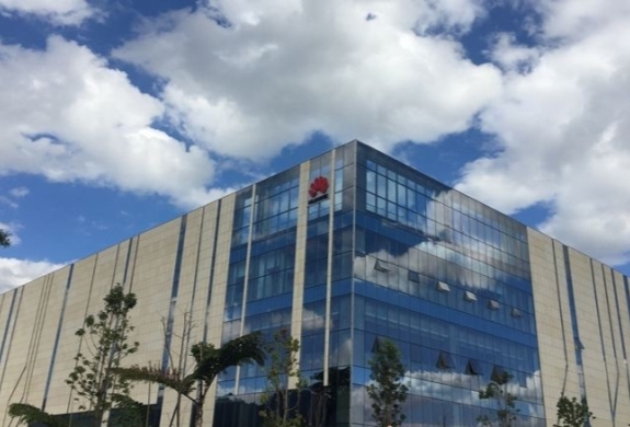 有技術(shù)、有未來(lái)、值得信賴(lài)——華為玉溪云計(jì)算數(shù)據(jù)中心艾克森換熱機(jī)組案例